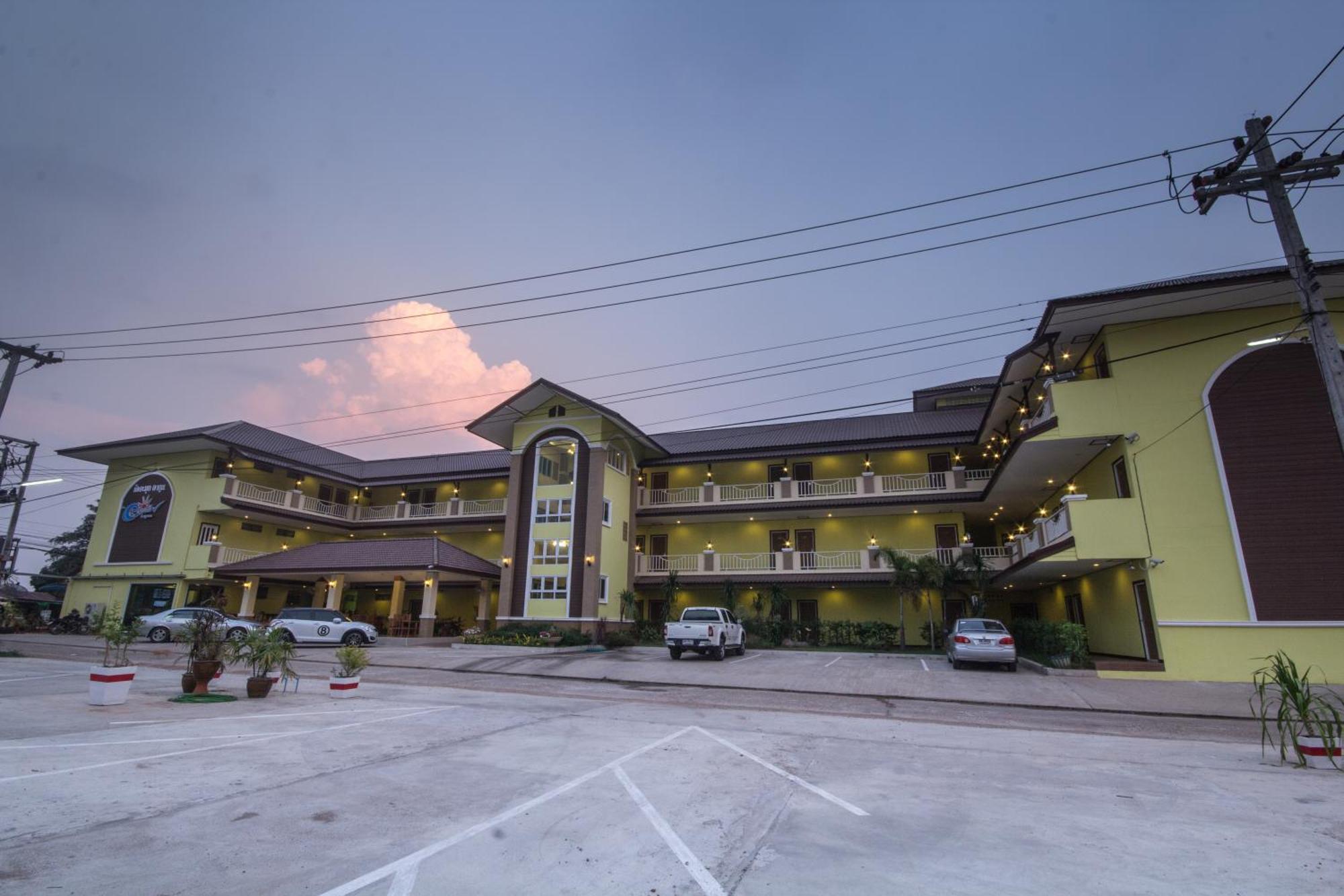 Hotel The Muk Lagoon Mukdahan Esterno foto